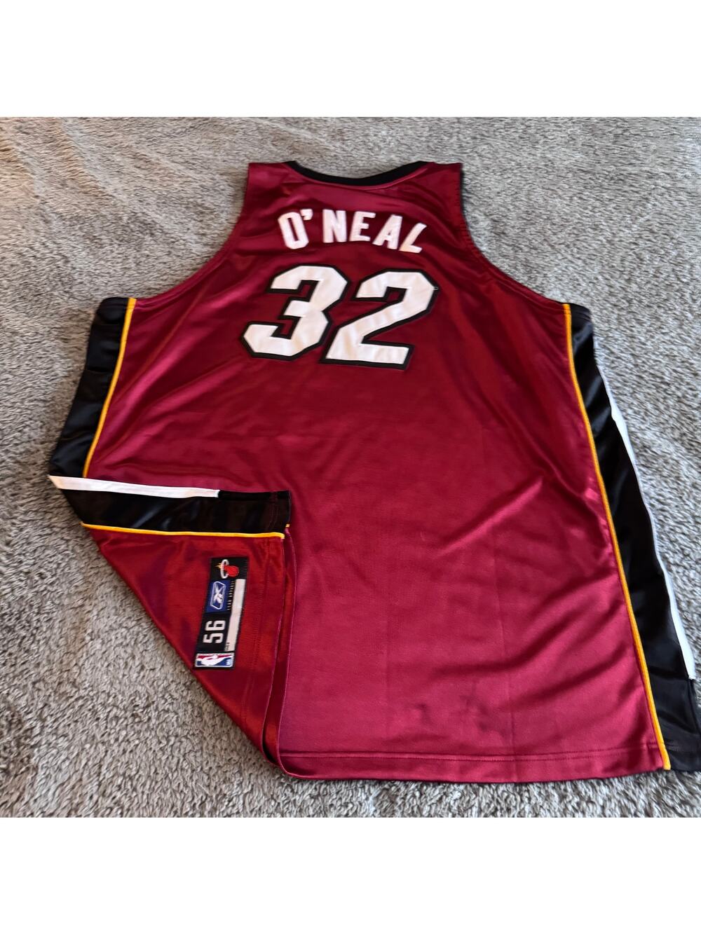 100% Authentic Reebok 2004 Shaquille O'Neal NBA Miami Heat Red Jersey Sz 56